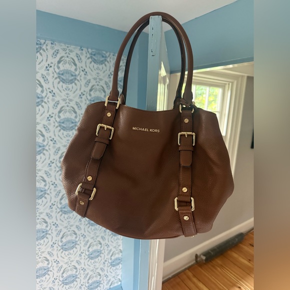 Michael Kors Chocolate Brown Bag - Picture 1 of 9
